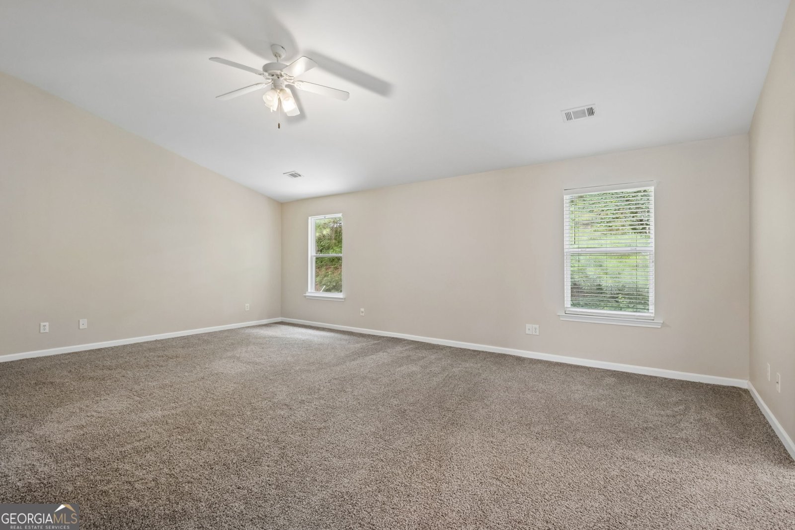1178 Sparkling Cove Drive Buford - Photo 34