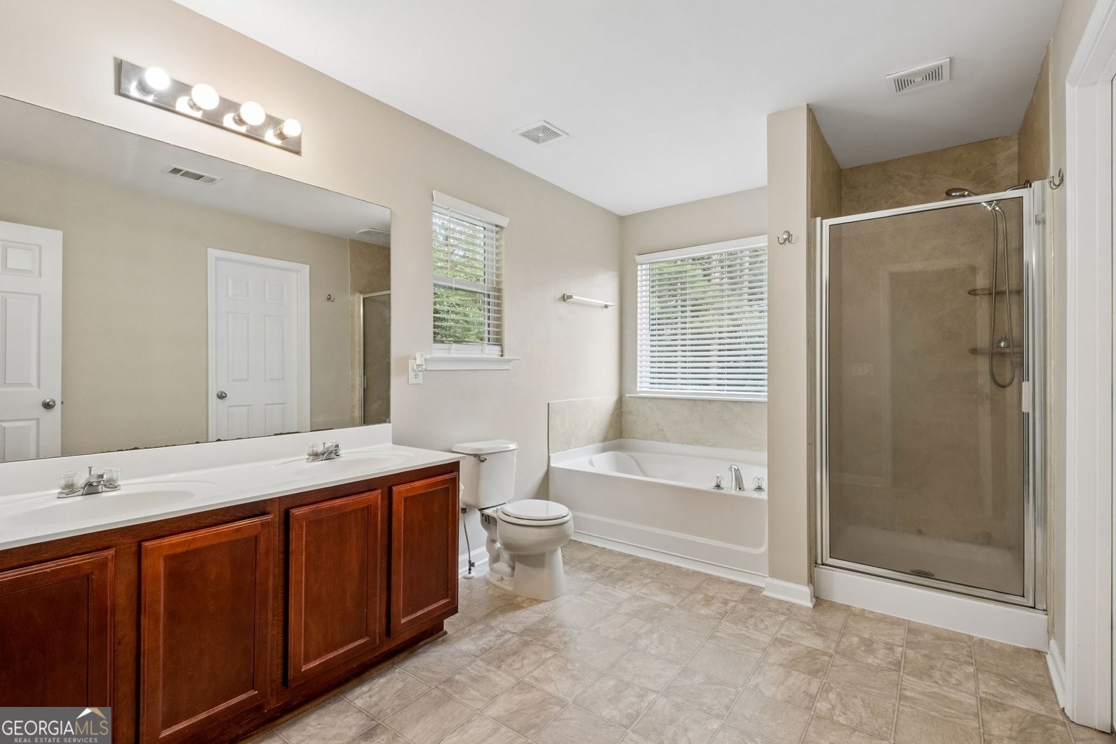 1178 Sparkling Cove Drive Buford - Photo 38
