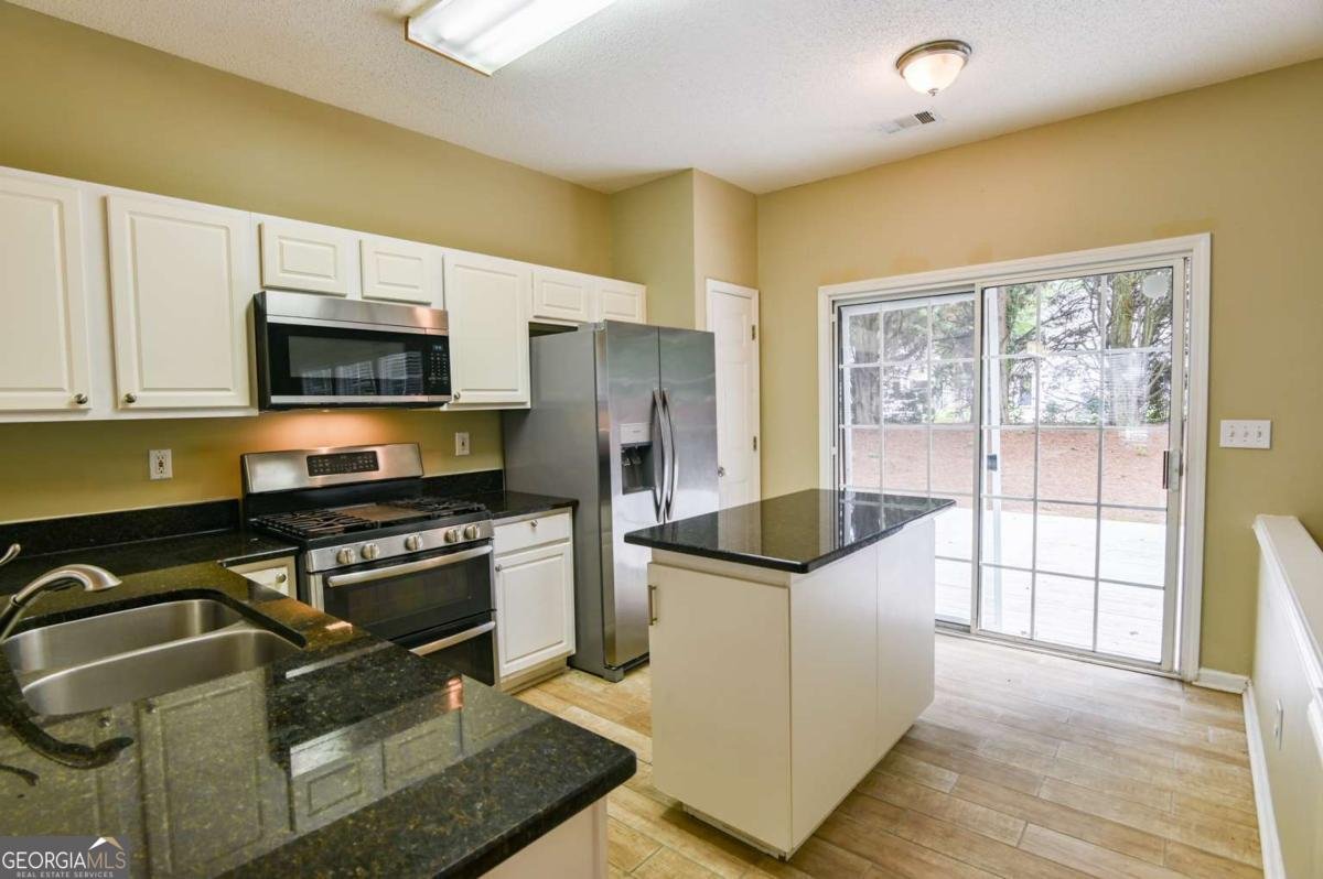 5467 Medlock Corners Drive Peachtree Corners - Photo 13