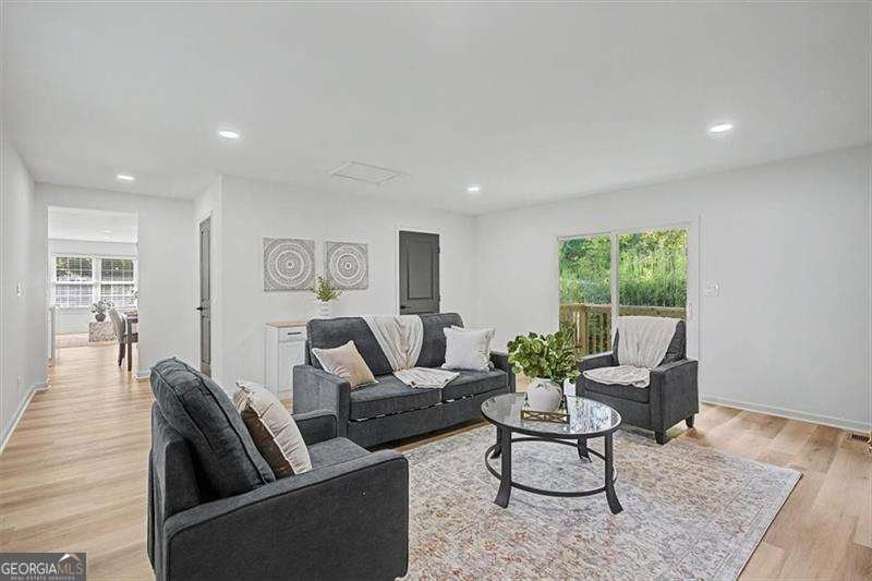 832 Derbyshire Court Norcross - Photo 10