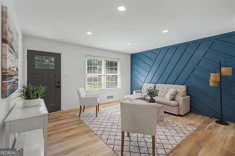 832 Derbyshire Court Norcross - Photo 6
