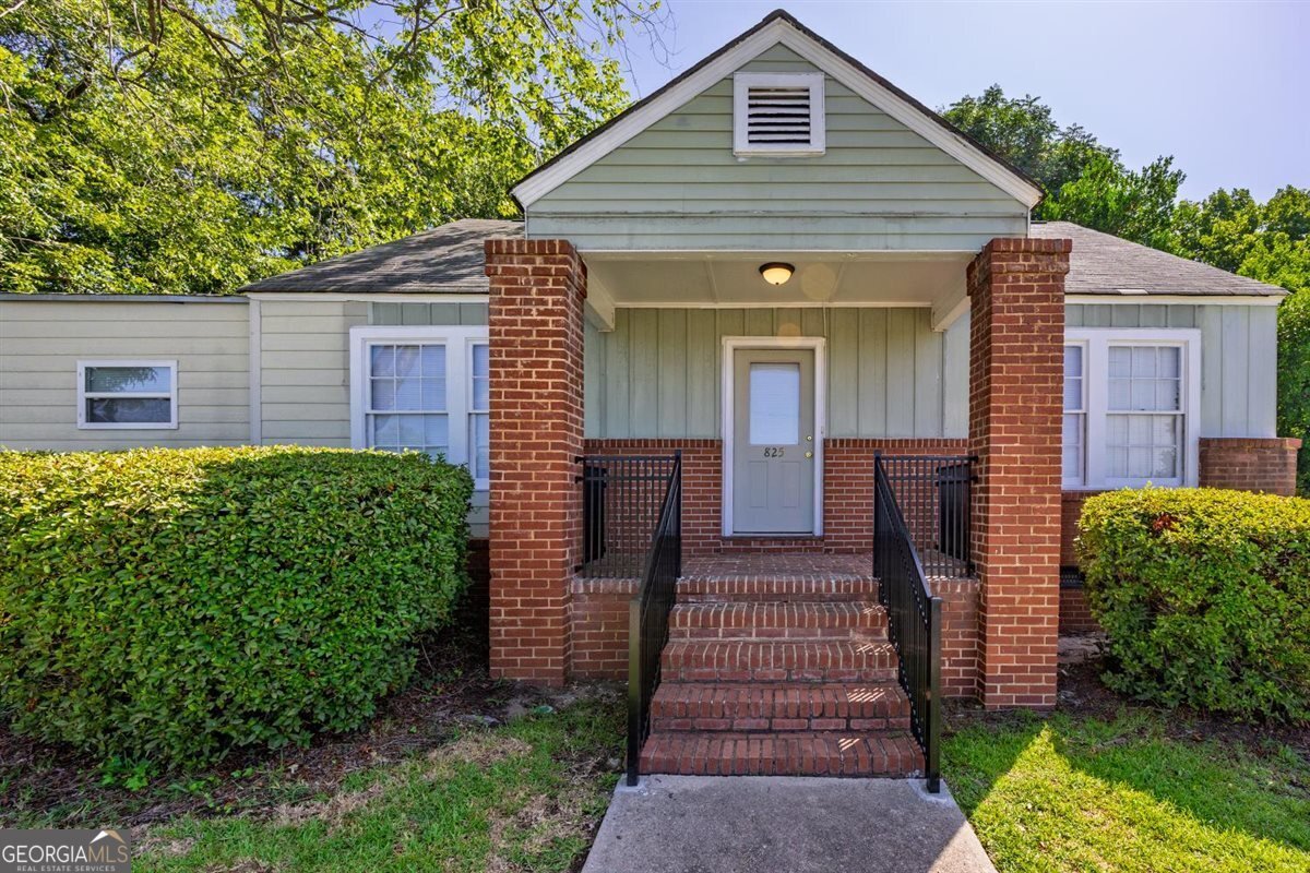 825 Maple Street Macon - main photo