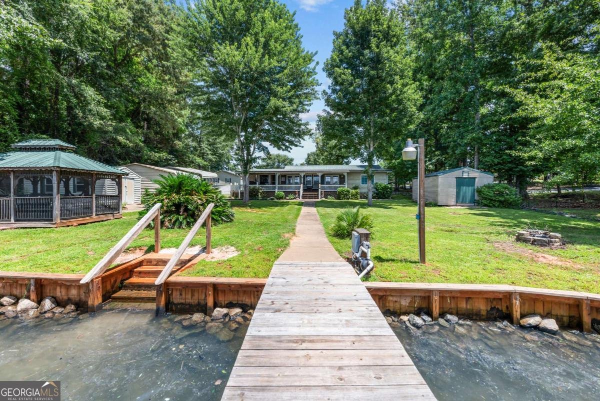 124 Bourbon Point Eatonton - main photo