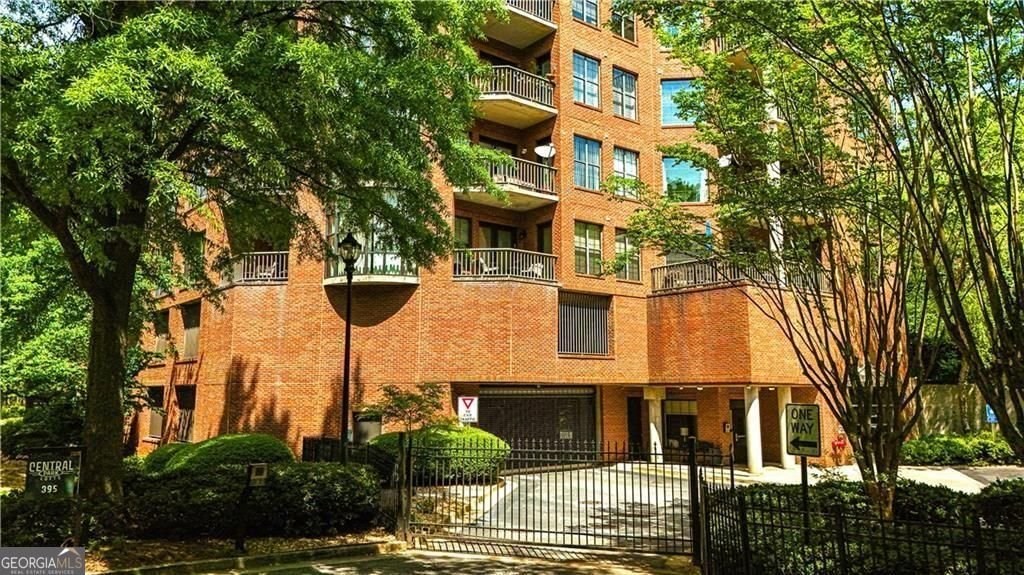 395 Central Park Place ATLANTA - main photo