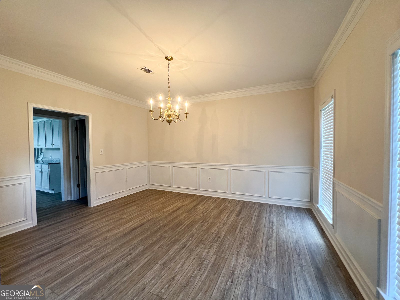 140 Dearing Woods Way Covington - Photo 9