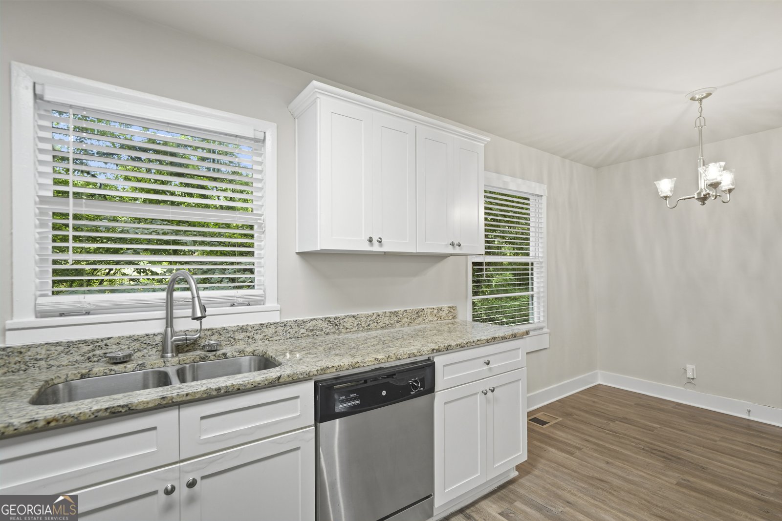 3560 Fairlane Drive Atlanta - Photo 13