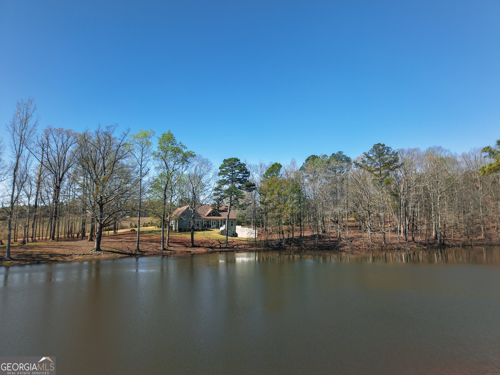 135 Fischer Spur Road Newnan - main photo