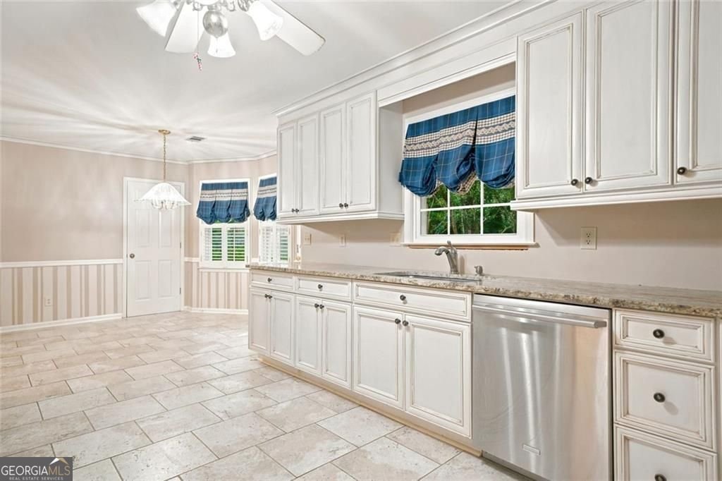 12135 Hickory Trace Alpharetta - Photo 9