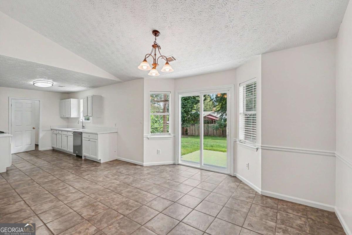 3 Bonnie Glen Lane Hampton - Photo 6