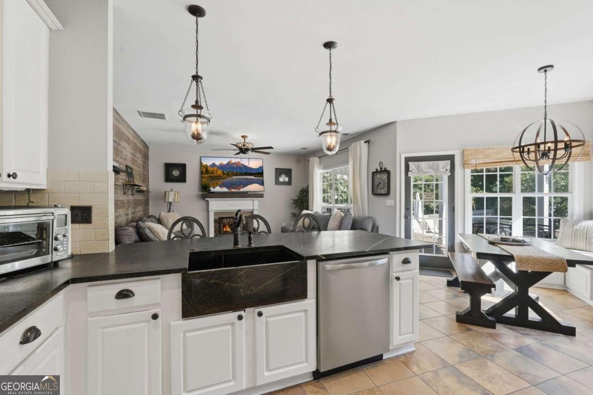 555 Kingsport Drive Alpharetta - Photo 14