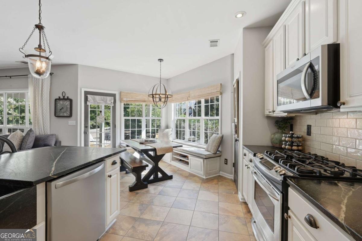 555 Kingsport Drive Alpharetta - Photo 15