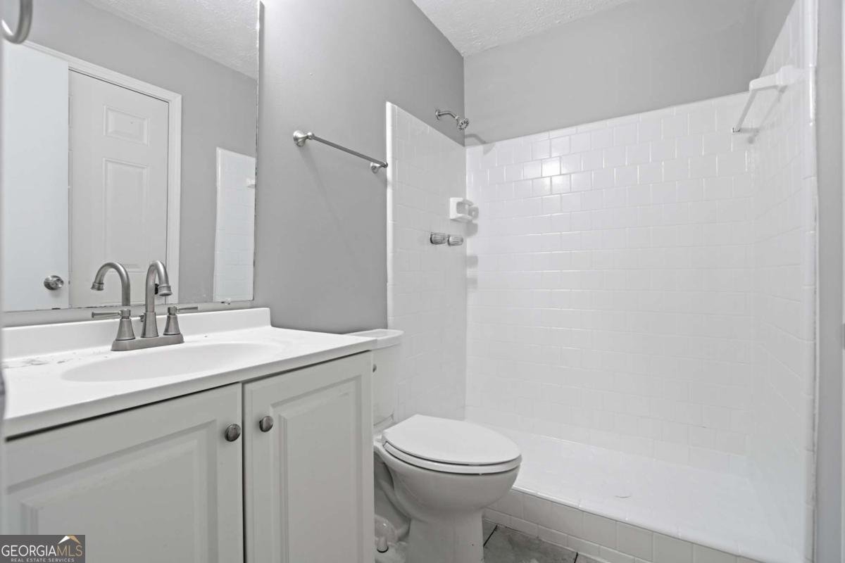 124 Julie Lane Stockbridge - Photo 16