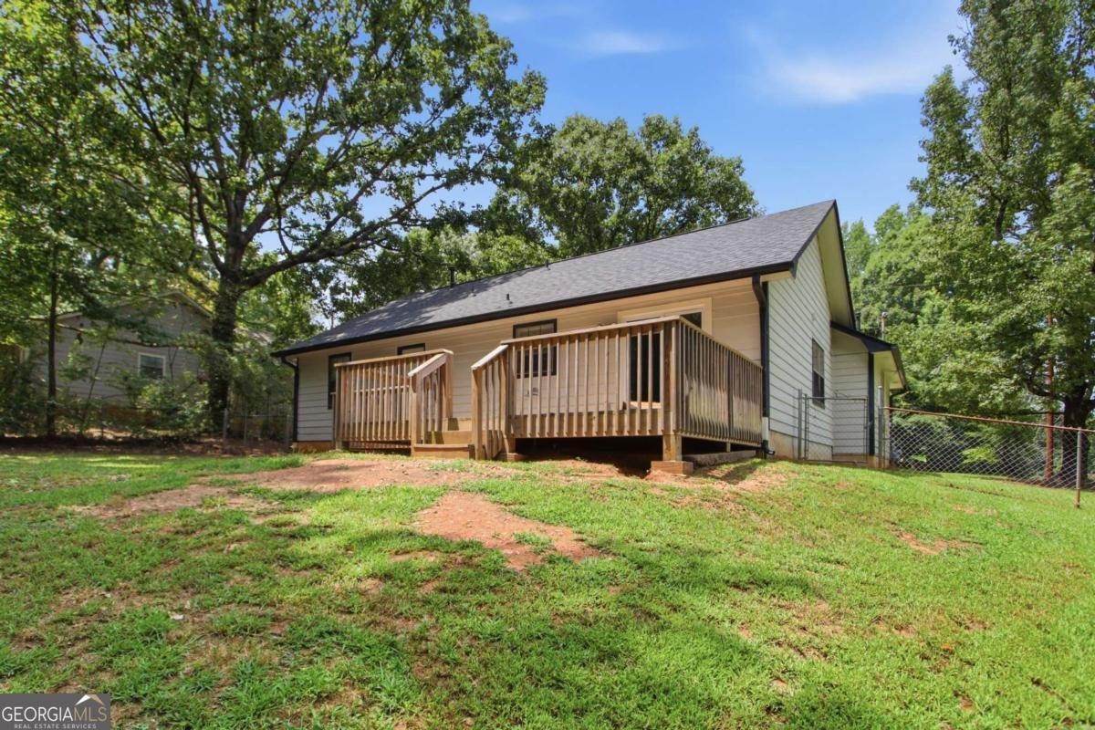 124 Julie Lane Stockbridge - Photo 19