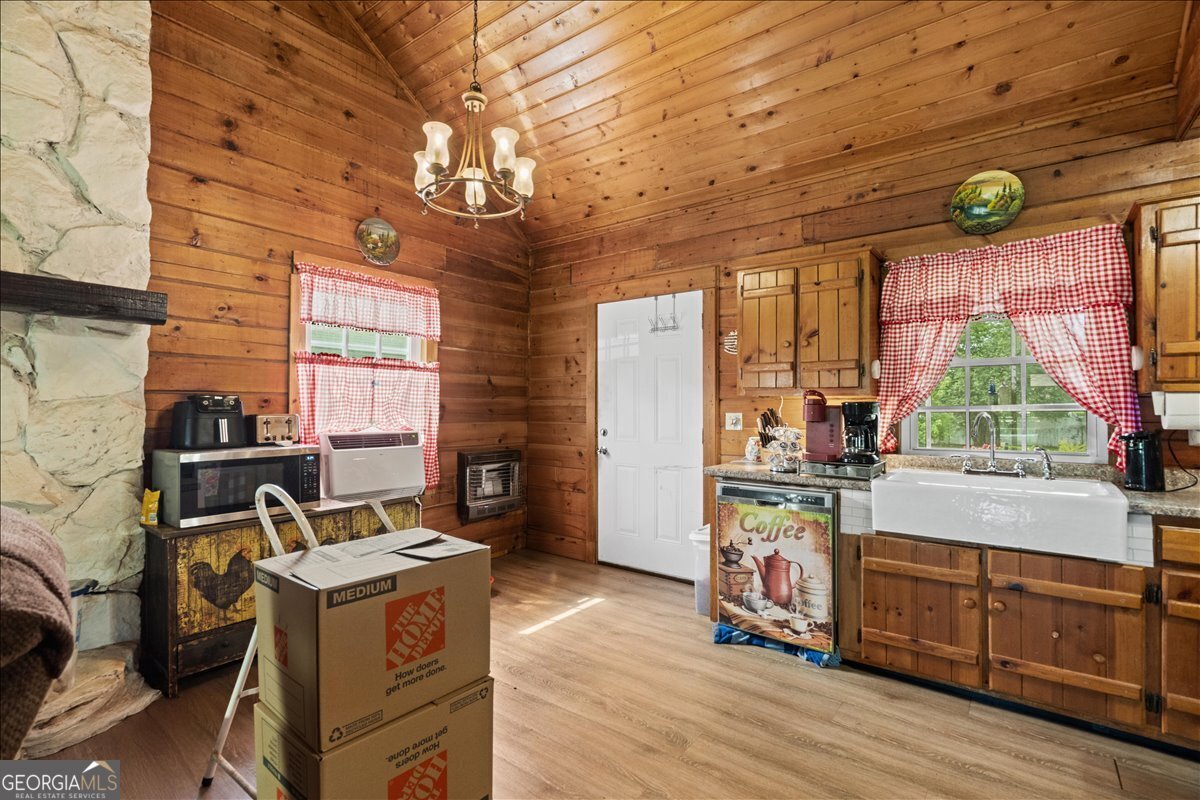 325 Classic Lane Chatsworth - Photo 10