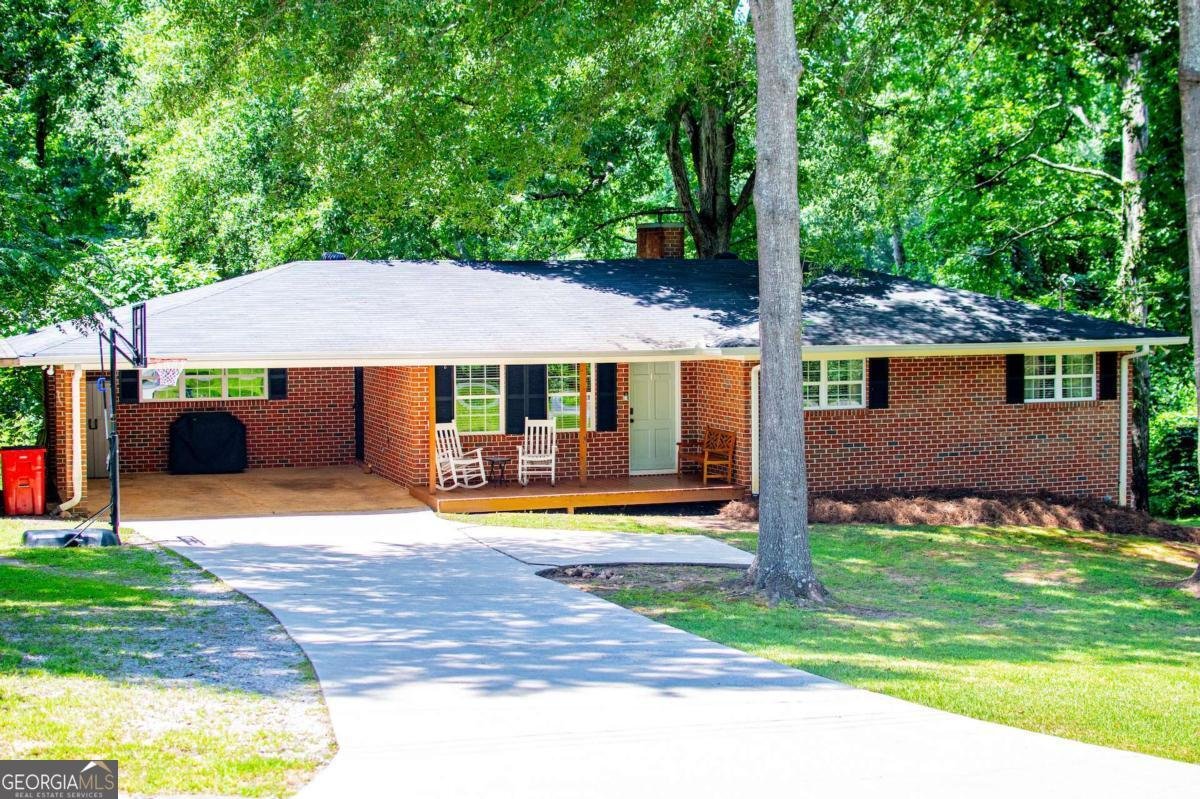 Photo 3