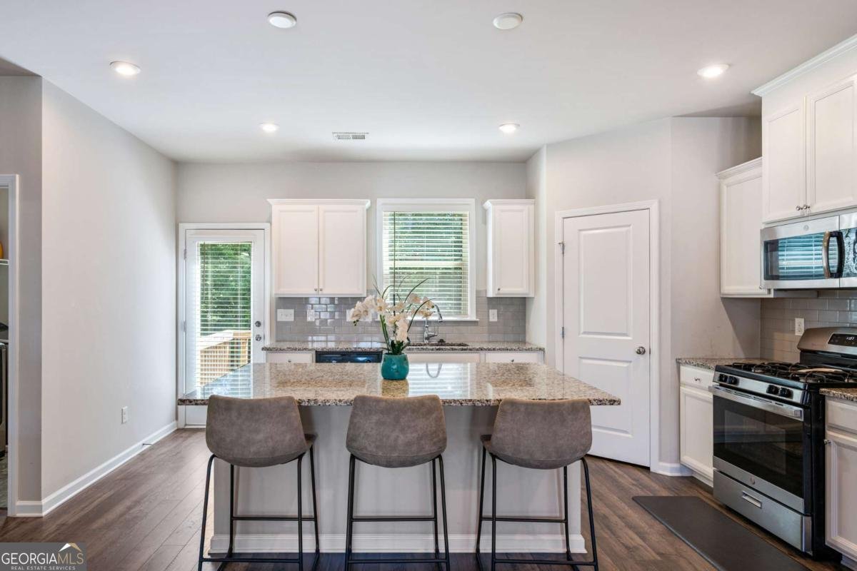 211 Mahone Drive Lilburn - Photo 12