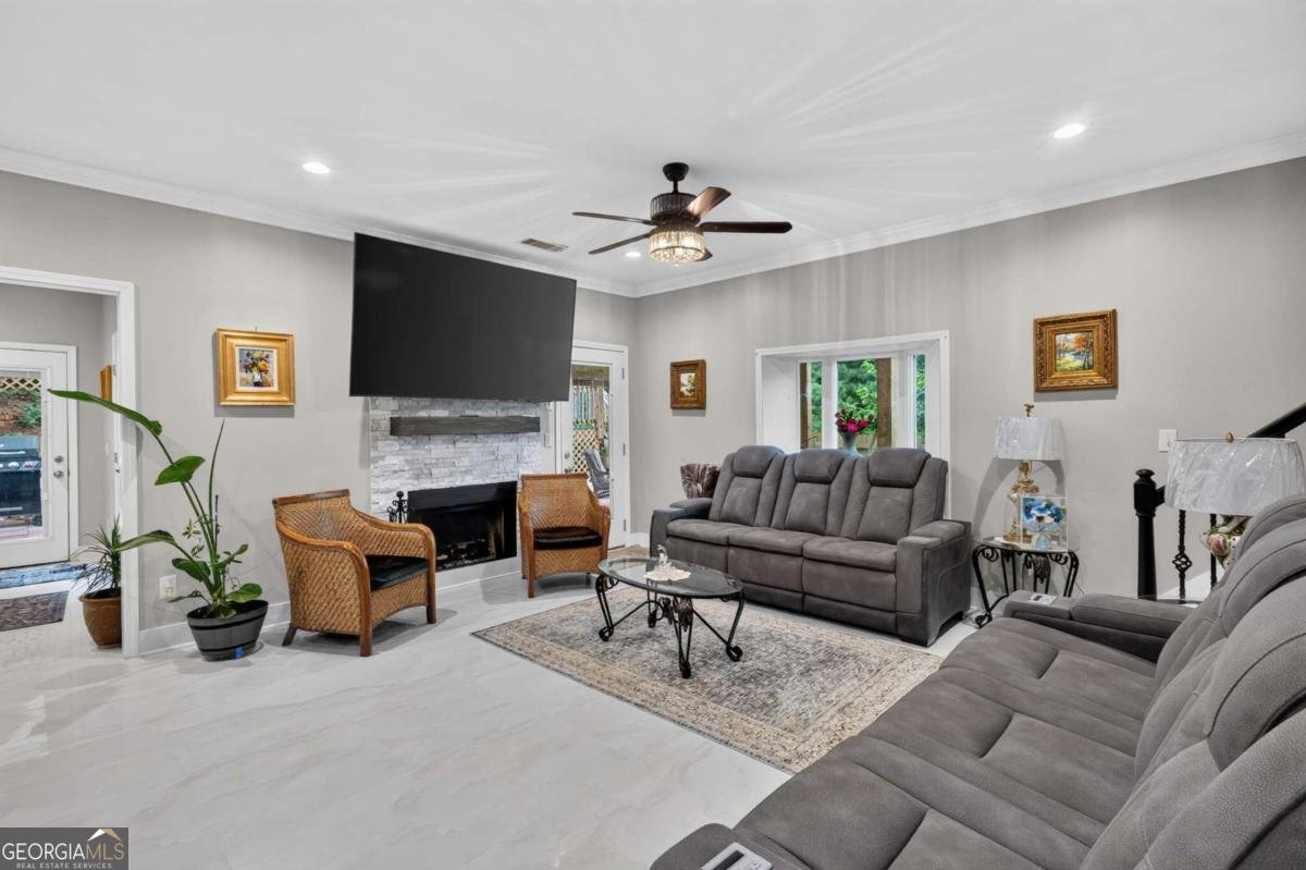 544 Martin Forest Lane Lawrenceville - Photo 11