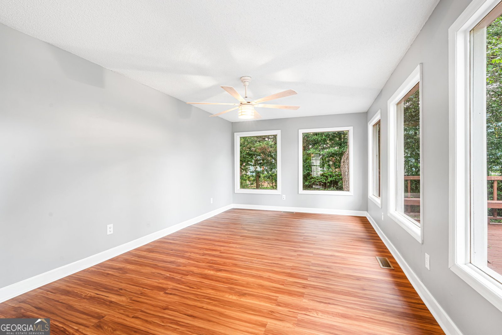 106 Howard Street Byron - Photo 33