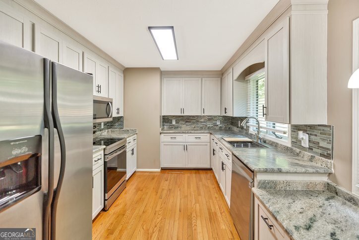 123 Forest Drive Townville - Photo 10