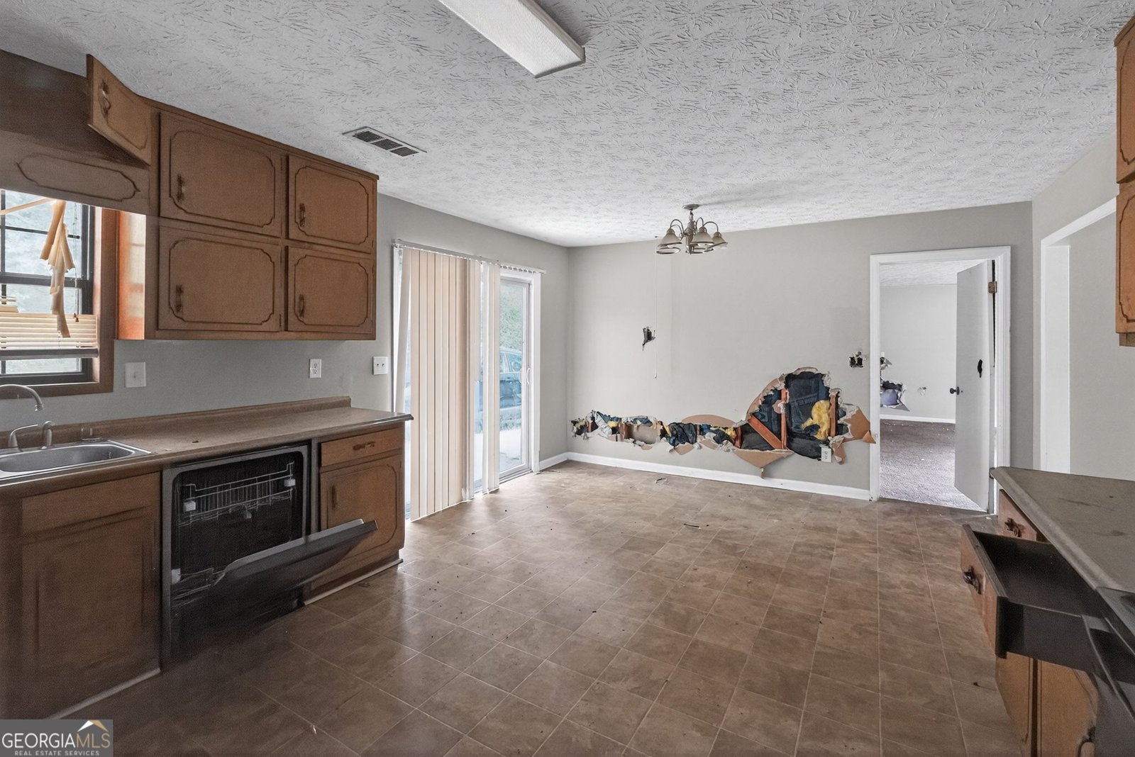 4442 Lombard Road Ellenwood - Photo 10
