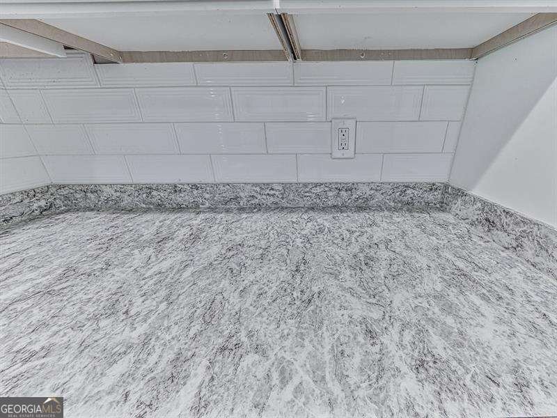 4679 Hardwood Road Stone Mountain - Photo 17