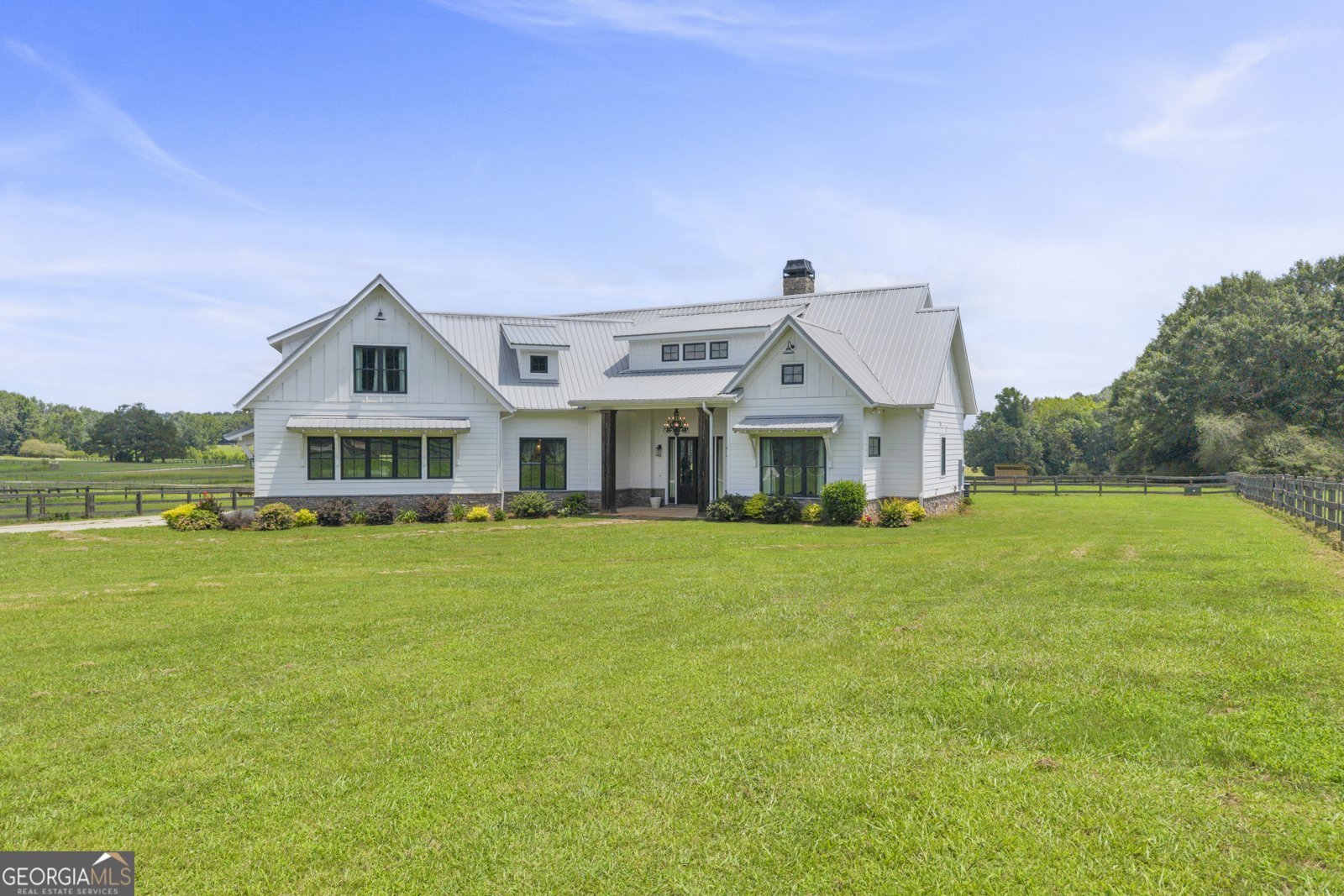 872 Woodlawn Road Mansfield - main photo