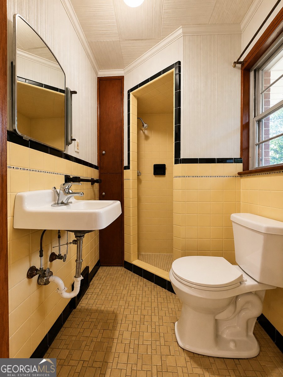 723 Winchester Circle Macon - Photo 11