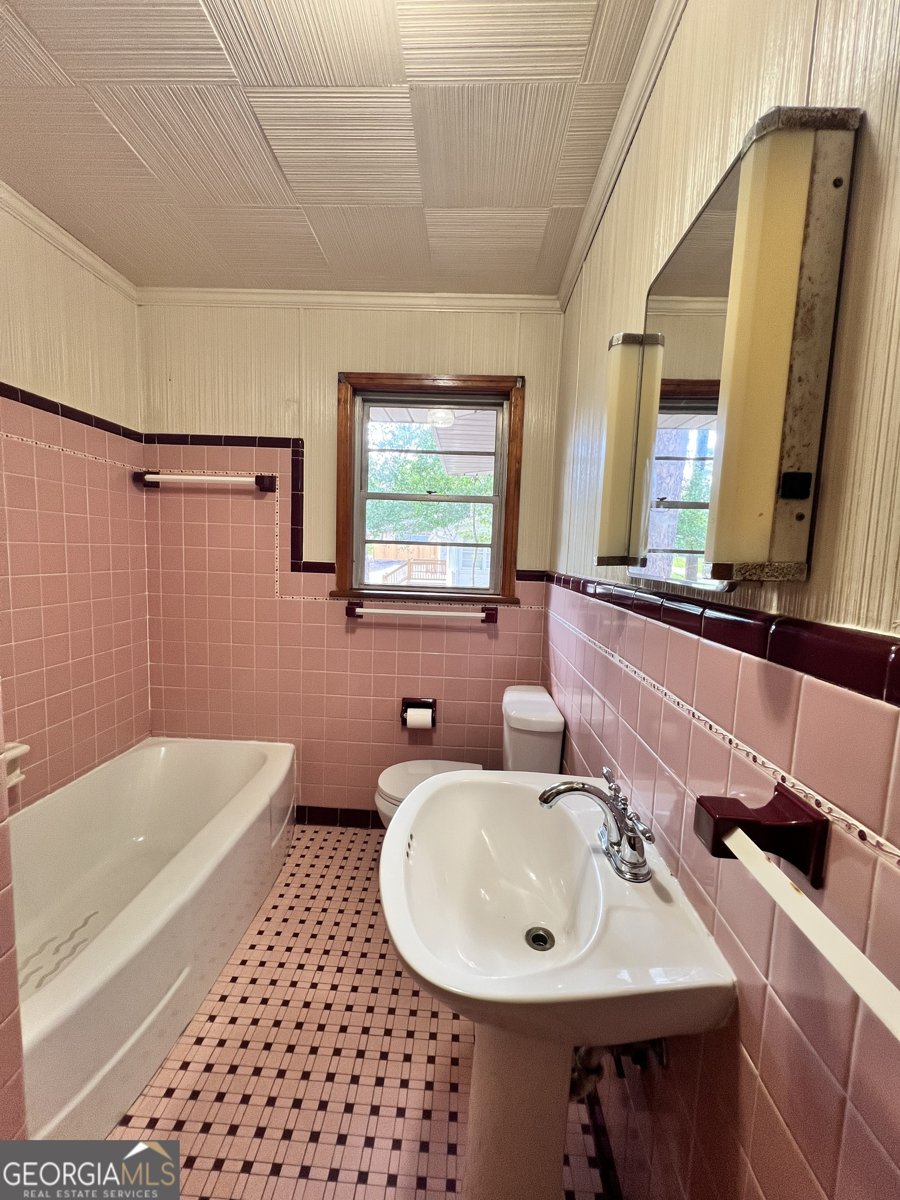 723 Winchester Circle Macon - Photo 18