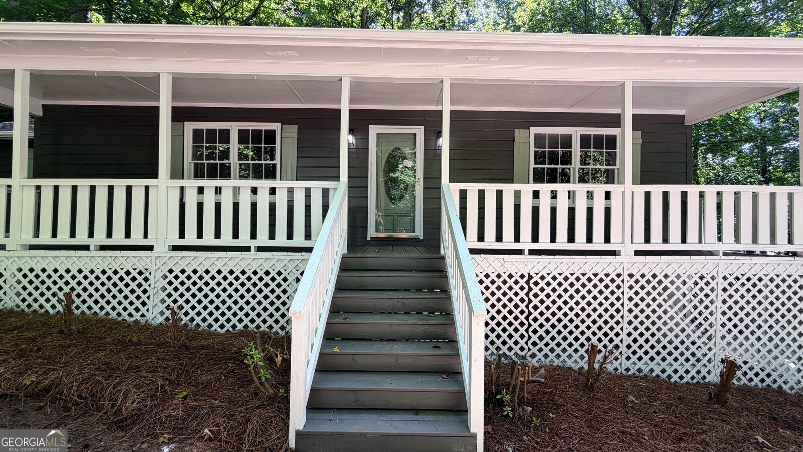 Photo 3