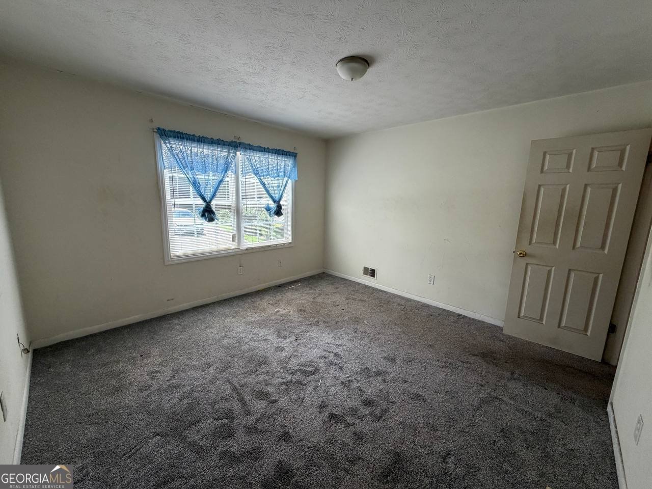 221 Lucan Way Riverdale - Photo 32