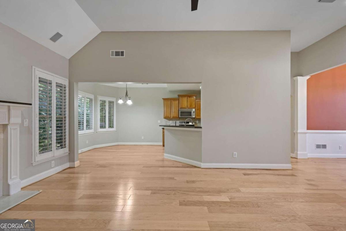 105 Peregrine Way Kennesaw - Photo 7