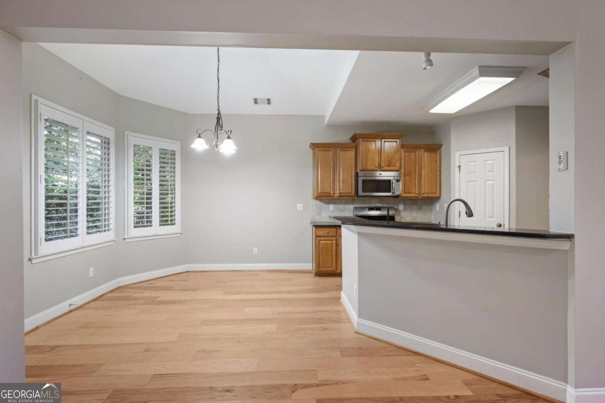 105 Peregrine Way Kennesaw - Photo 9