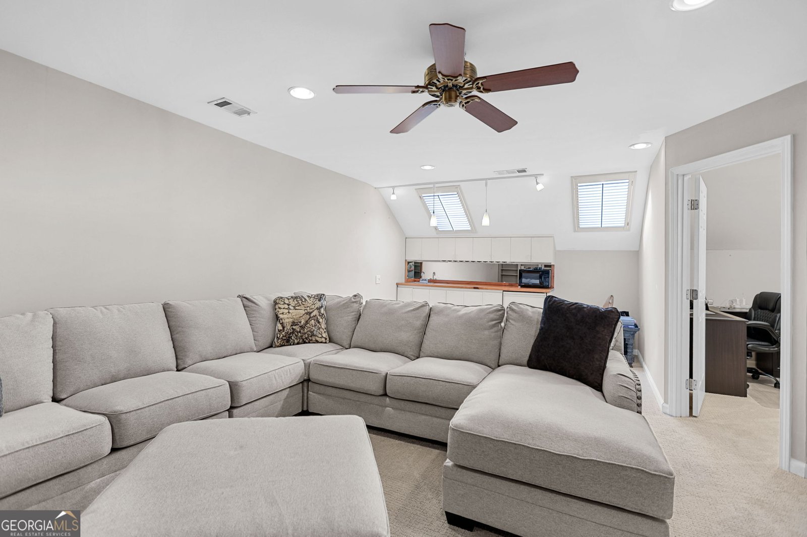 4712 Ivy Ridge Drive Atlanta - Photo 11