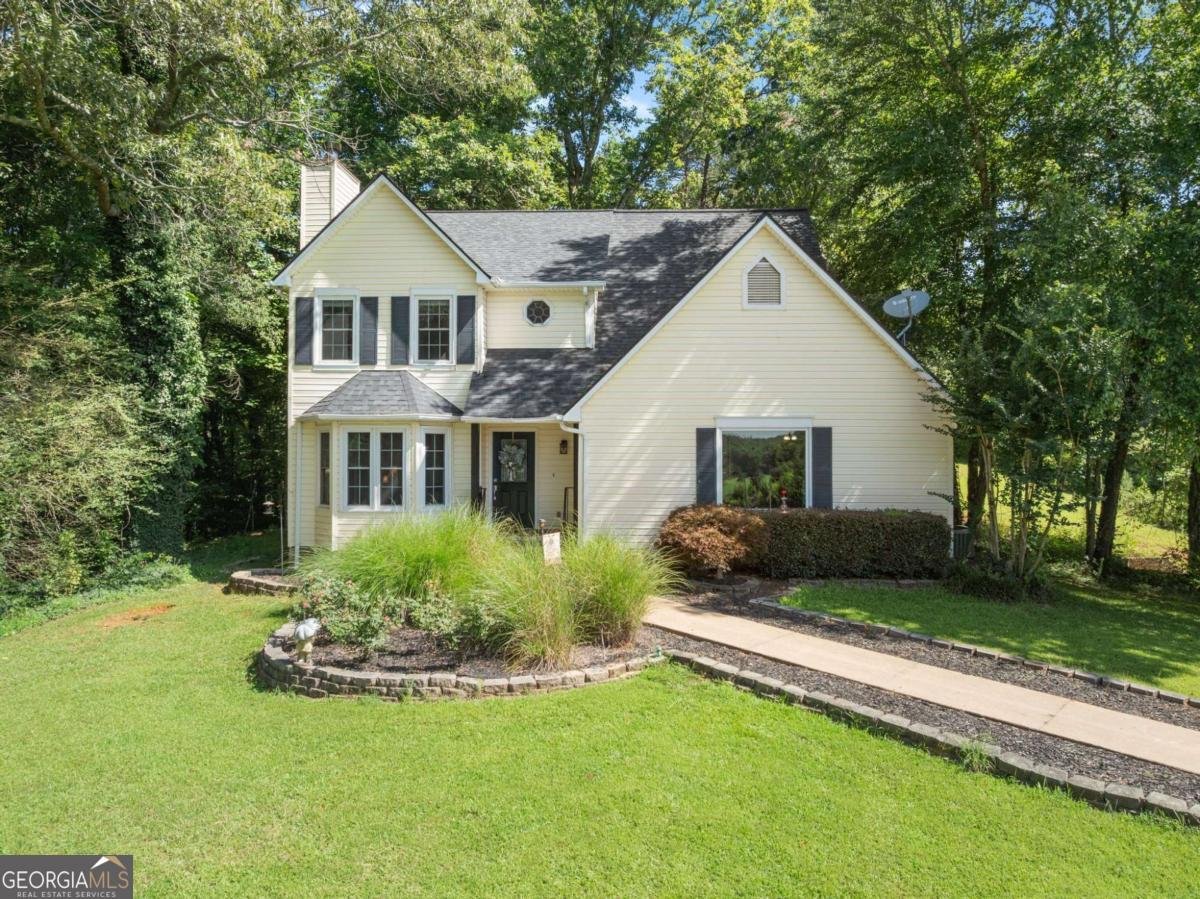 9724 Elliott Family Parkway Dawsonville - main photo