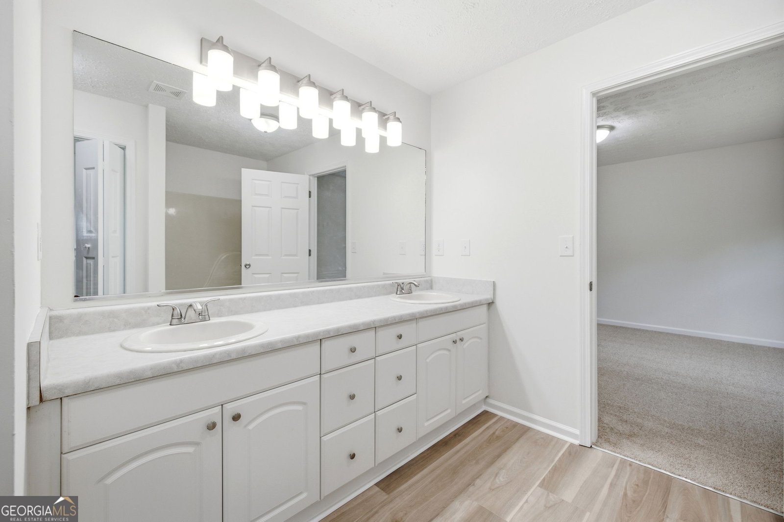 188 Poplar Street Buford - Photo 17