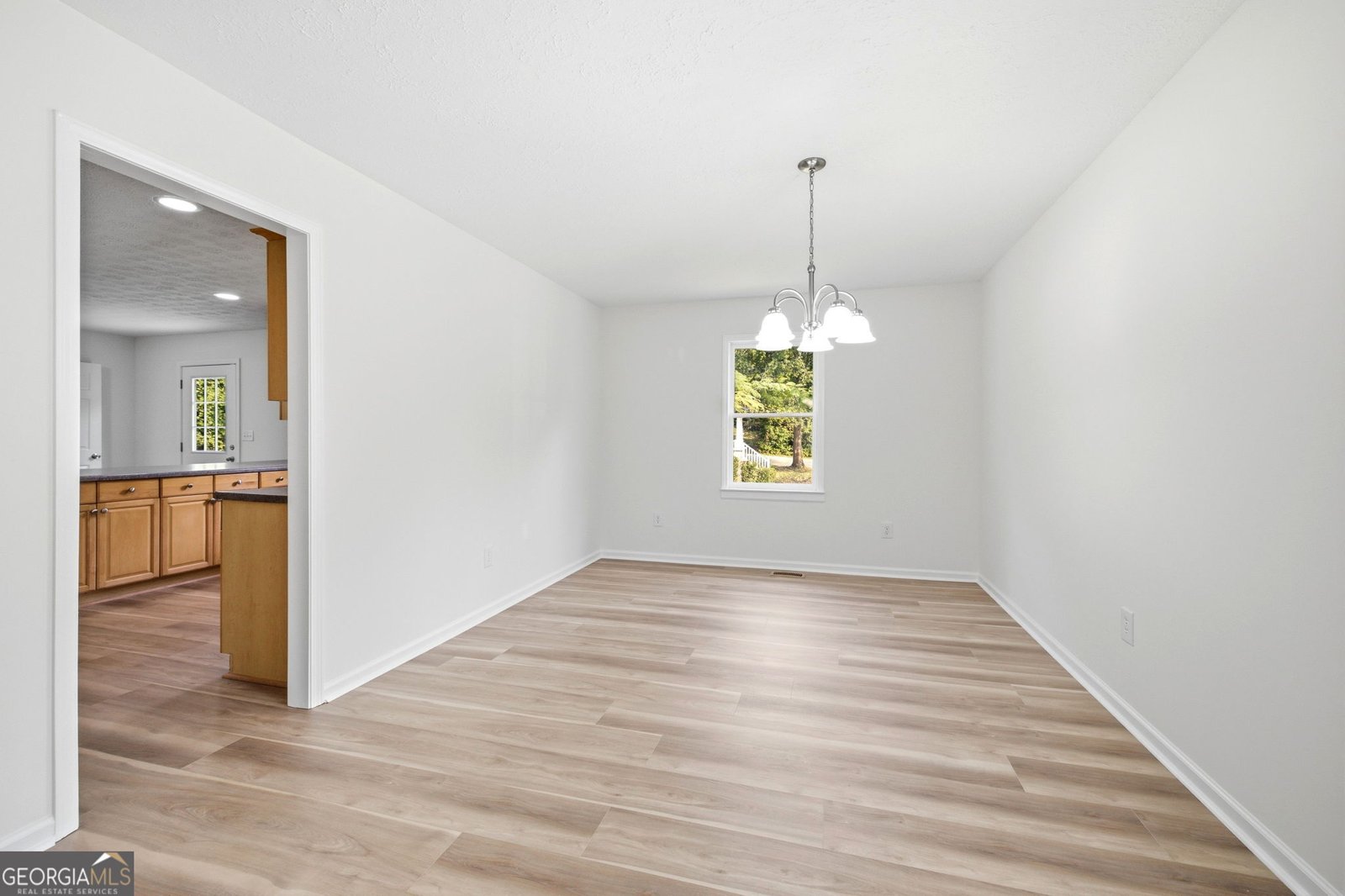 188 Poplar Street Buford - Photo 8