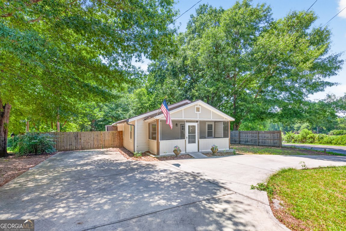 421 Maple Lane Monroe - main photo