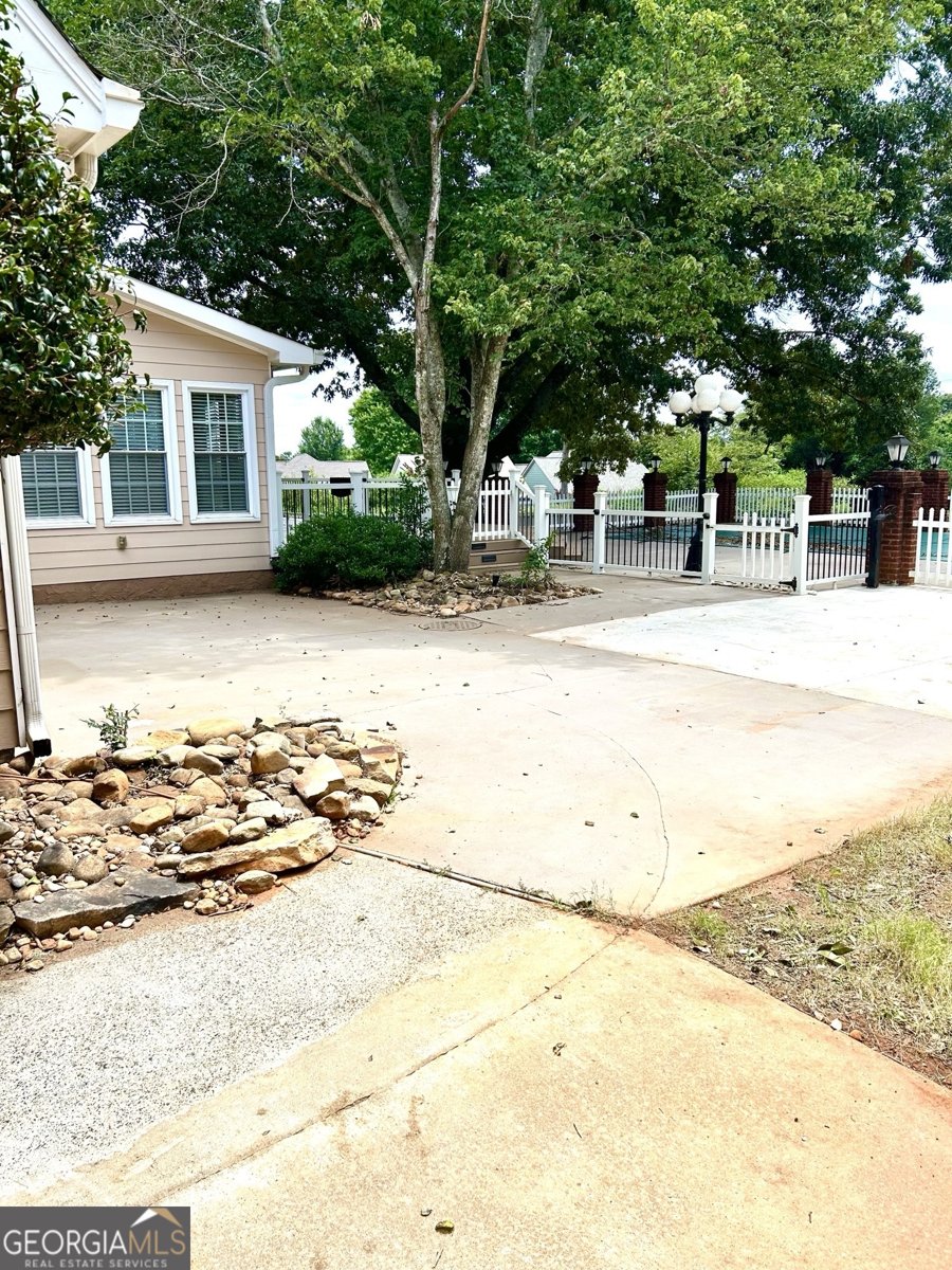 5899 Alpine Court Hoschton - Photo 32