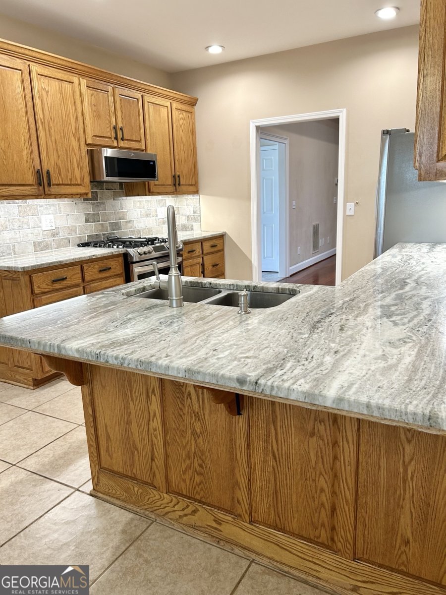 5899 Alpine Court Hoschton - Photo 9