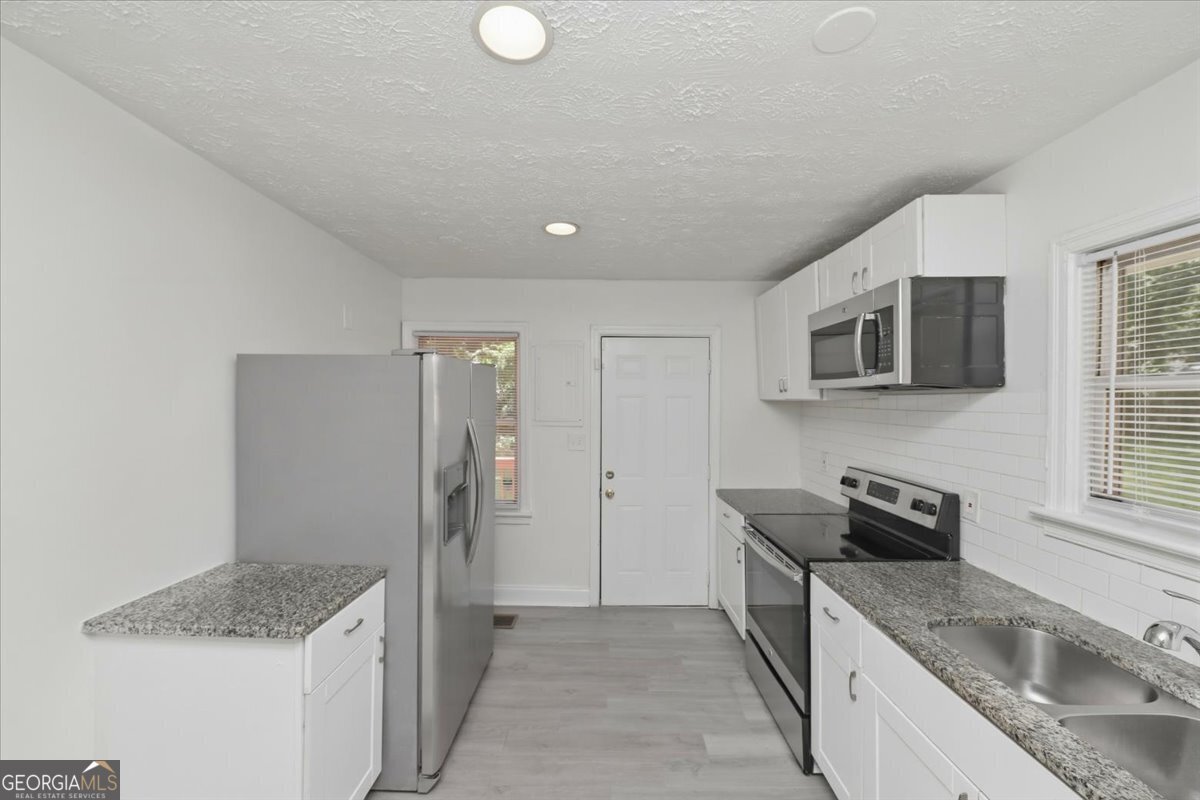 2153 Burroughs Avenue Atlanta - Photo 5