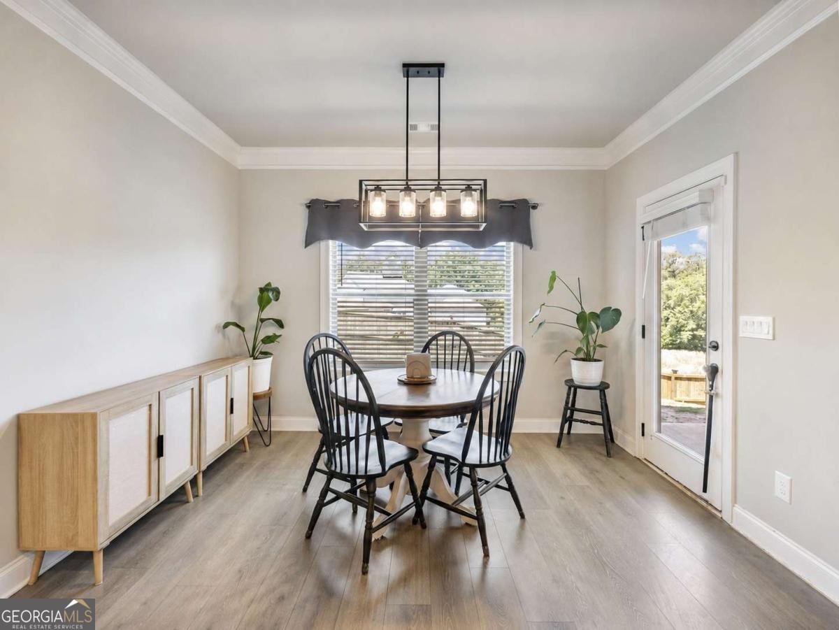 543 Calgary Downs Drive Winder - Photo 10