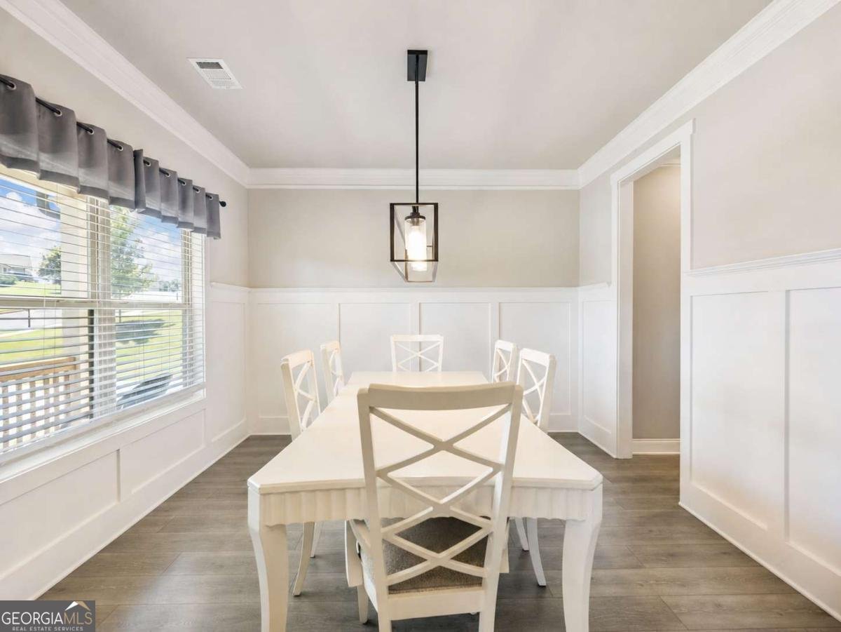 543 Calgary Downs Drive Winder - Photo 11