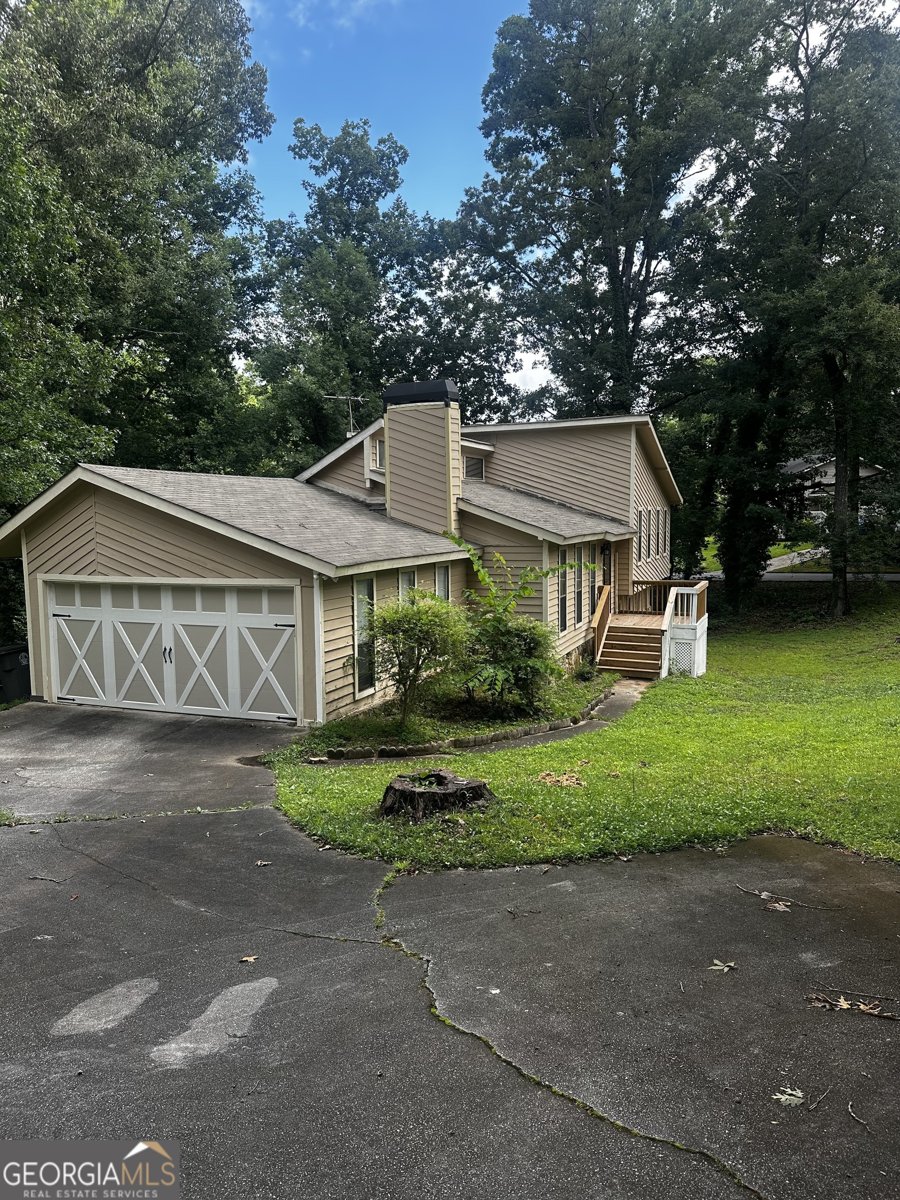 6702 Knollwood Circle Douglasville - main photo