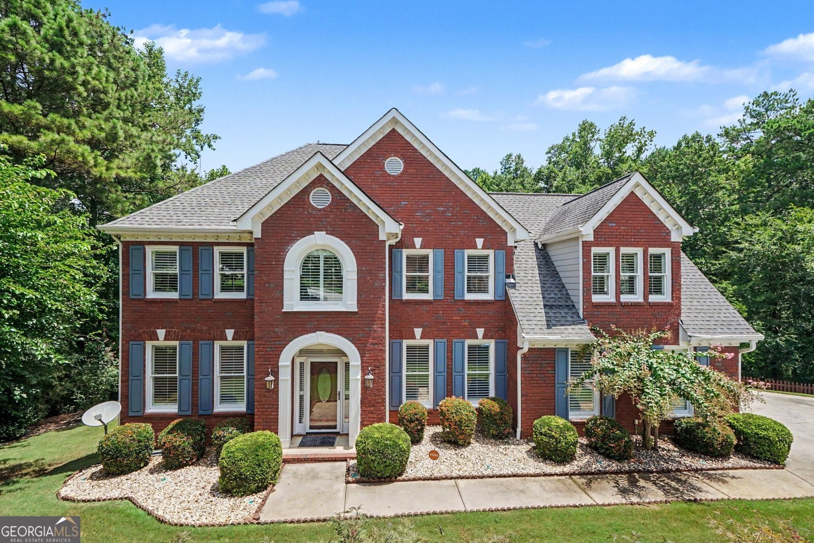 4299 Donerail Drive Snellville - main photo
