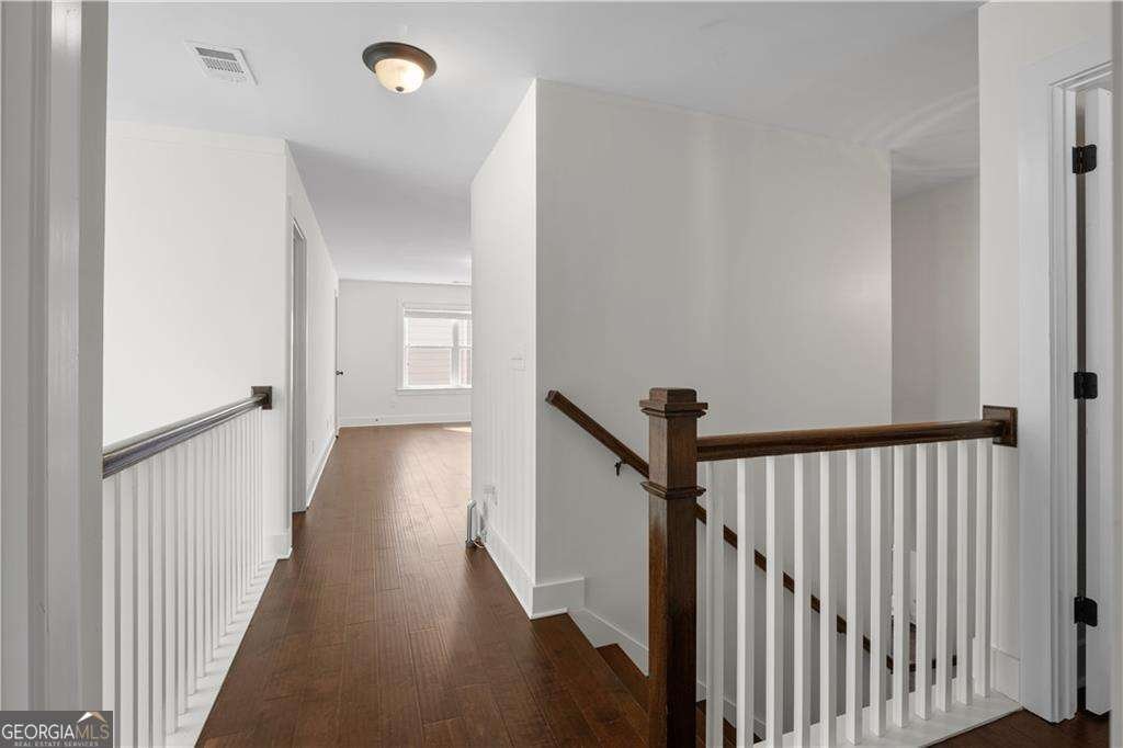 1486 Halletts Peak Place Lawrenceville - Photo 8