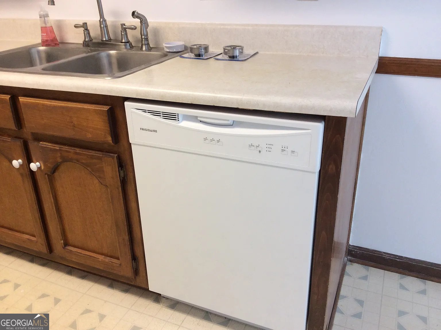 7090 Williamsburg Drive Riverdale - Photo 12