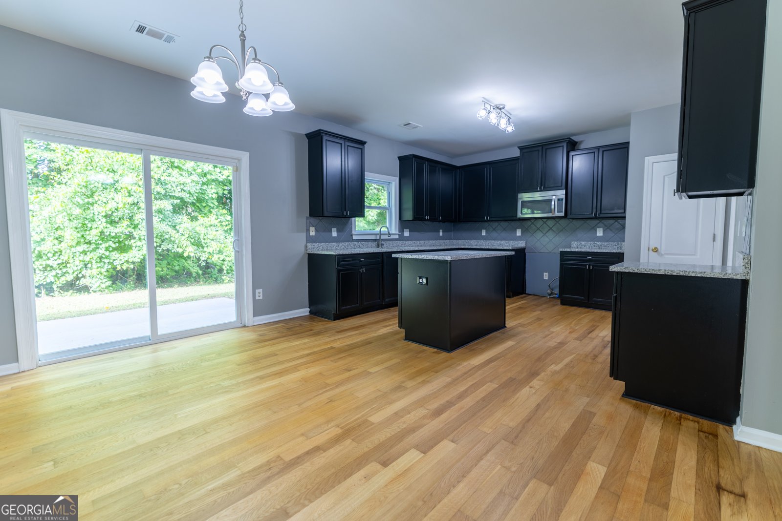 1933 Temple Park Drive Loganville - Photo 9