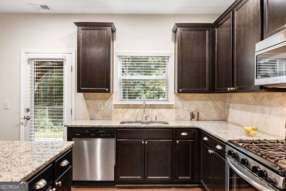 704 Wentworth Place Woodstock - Photo 15