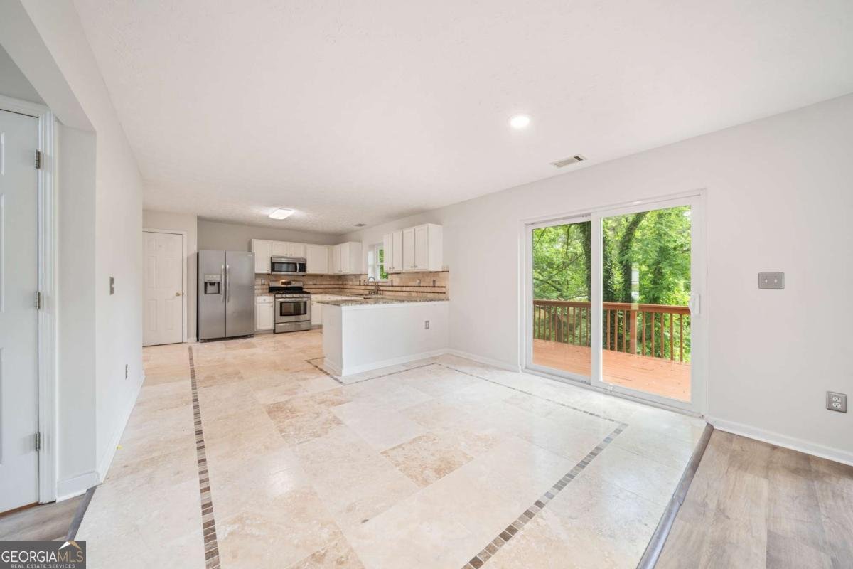 1339 Dalesford Drive Alpharetta - Photo 13