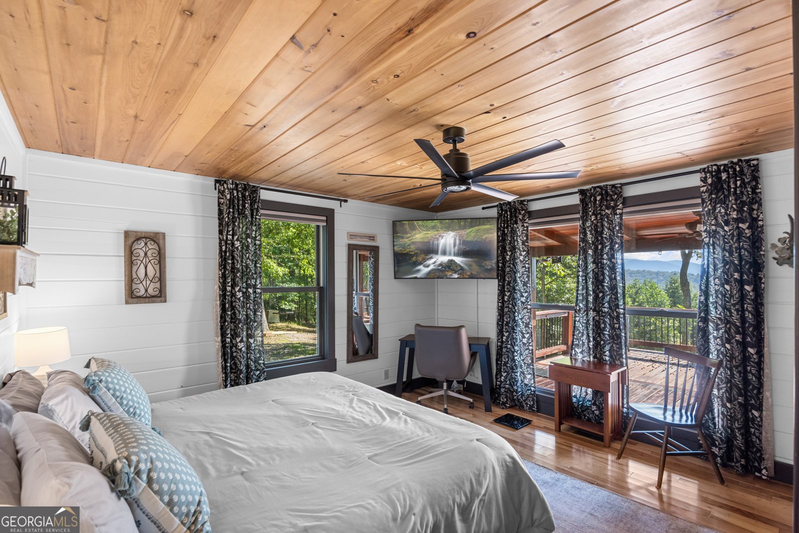 832 Scenic Mountain View Road Blue Ridge - Photo 15